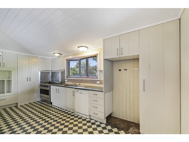 56 Carnation Street, Wynnum QLD 4178