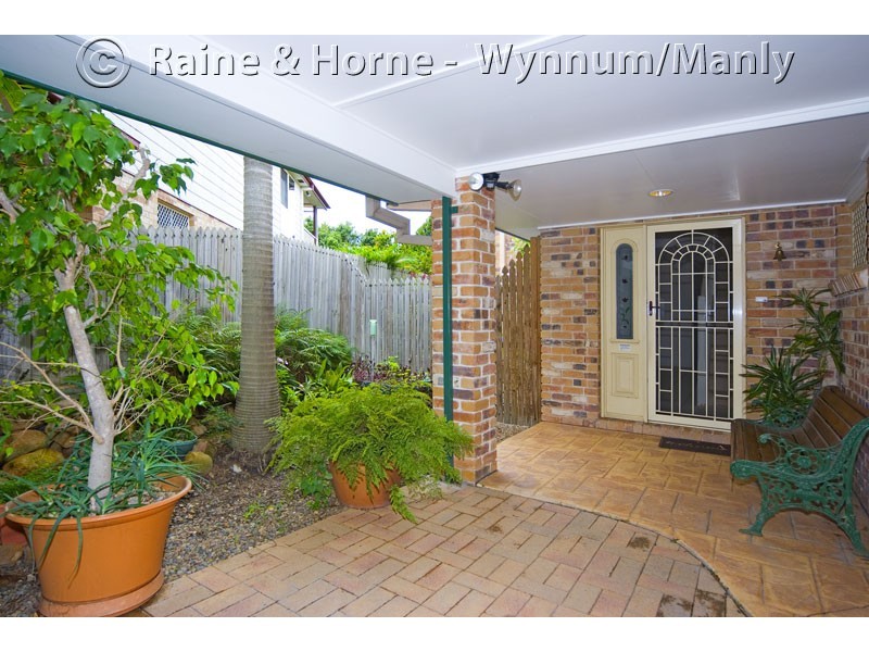 61 Gordon Parade, Manly QLD 4179
