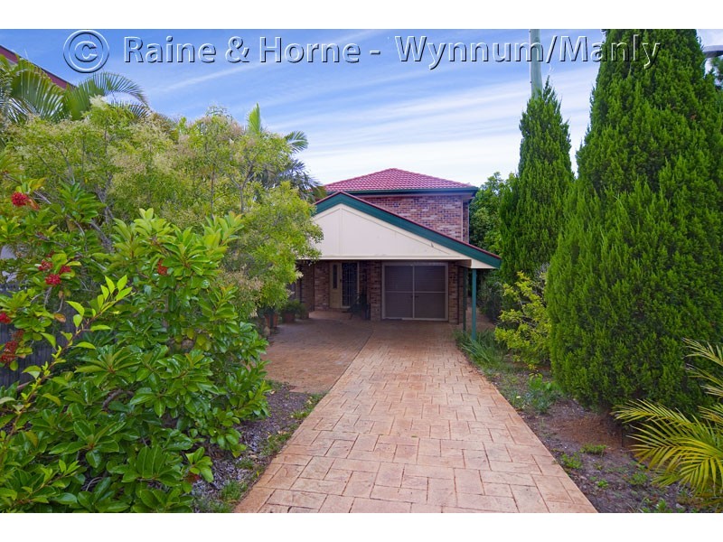 61 Gordon Parade, Manly QLD 4179
