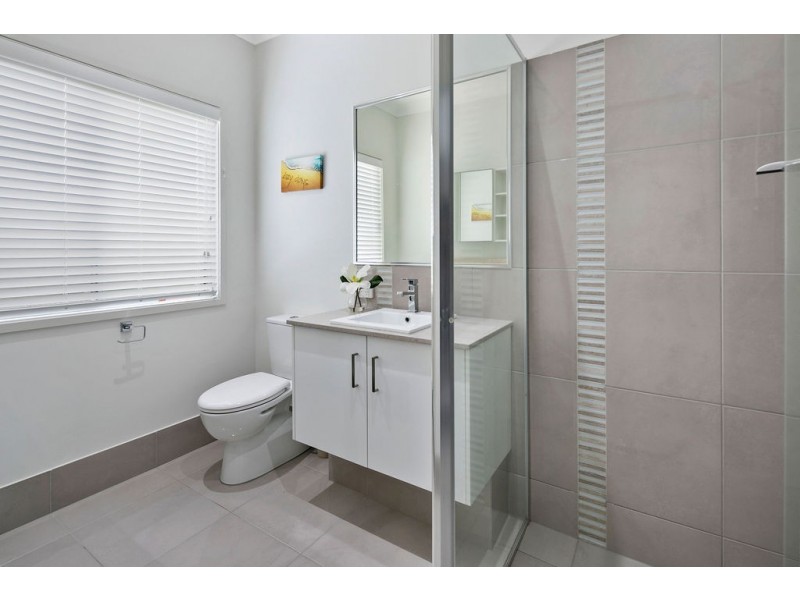 13 COBAR STREET, Lota QLD 4179