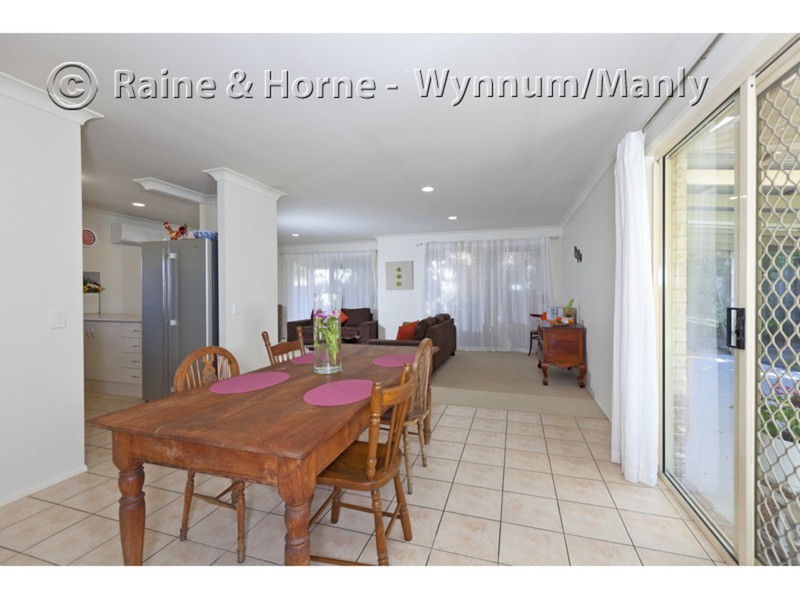 4 Colvin Court, Wakerley QLD 4154