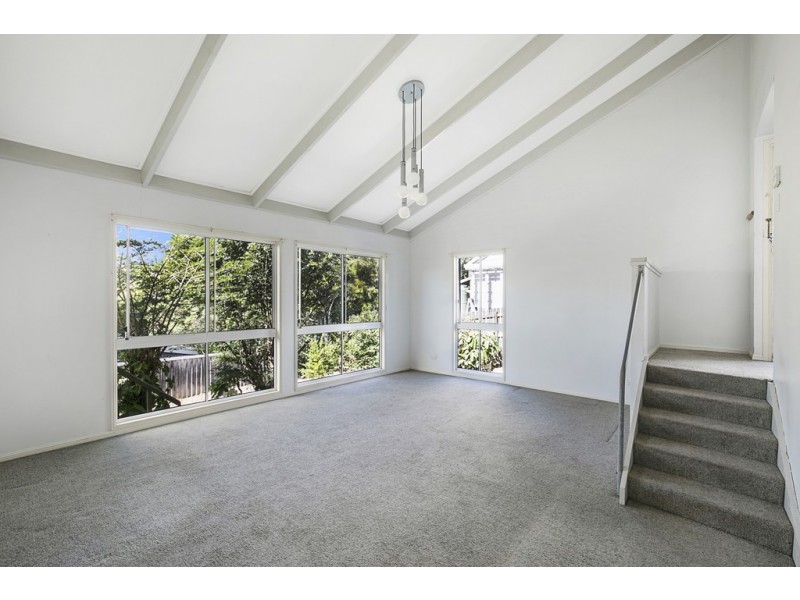 11 PRIMROSE PARADE, Wynnum QLD 4178