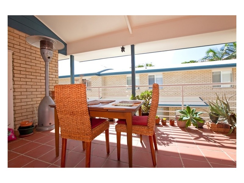 8/24 Yamboyna, Manly QLD 4179