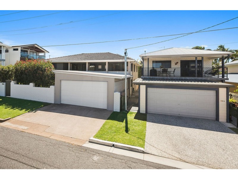 220 GORDON PARADE, Manly QLD 4179