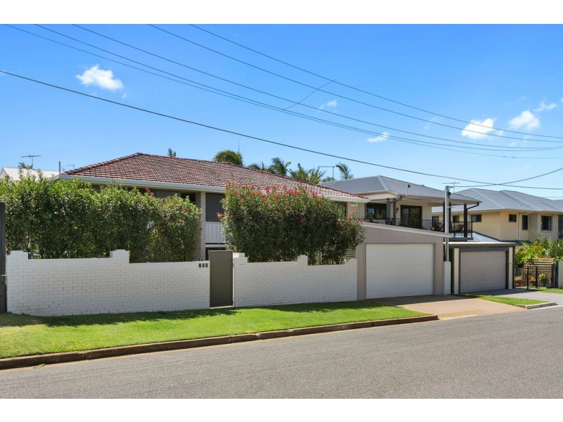 220 GORDON PARADE, Manly QLD 4179