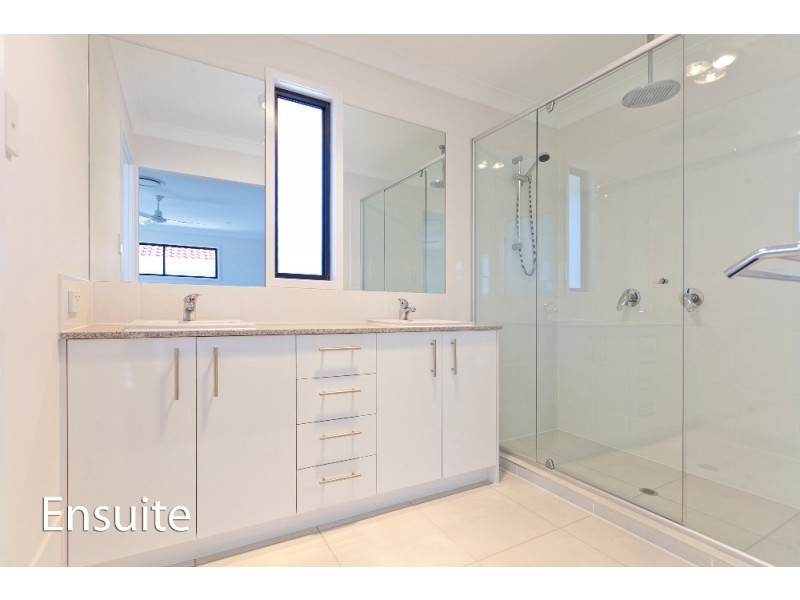 108 DRAYTON TERRACE, Wynnum QLD 4178