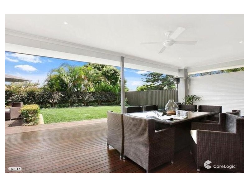 31 VIOLET STREET, Wynnum QLD 4178