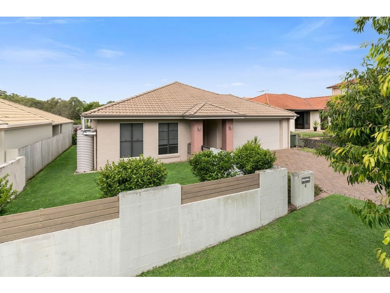 4 GUMNUT CLOSE, Lota QLD 4179