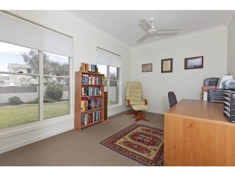 4 GUMNUT CLOSE, Lota QLD 4179