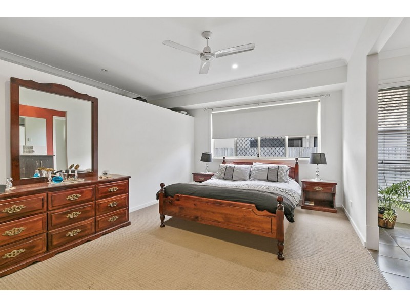 4 GUMNUT CLOSE, Lota QLD 4179