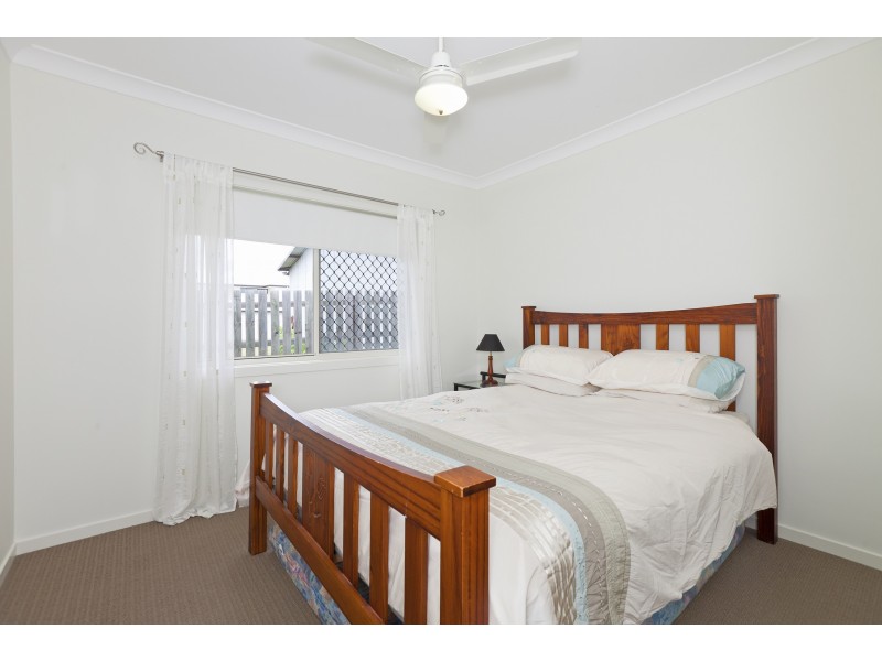 4 GUMNUT CLOSE, Lota QLD 4179