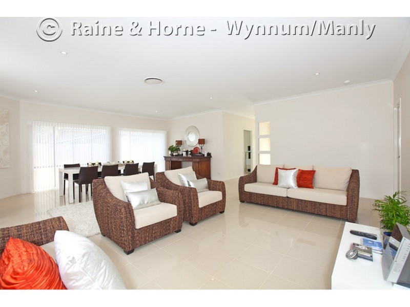 26 Alkoomie Street, Wynnum QLD 4178
