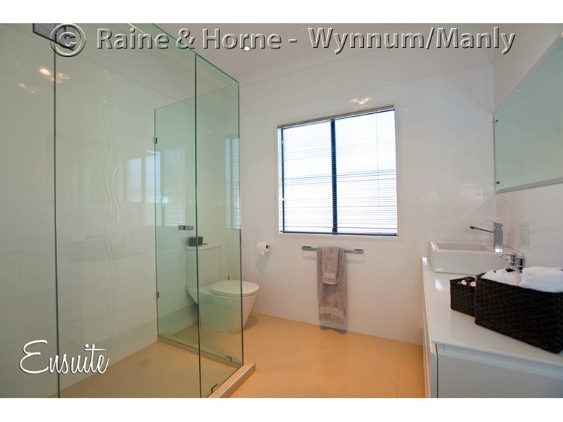 26 Alkoomie Street, Wynnum QLD 4178