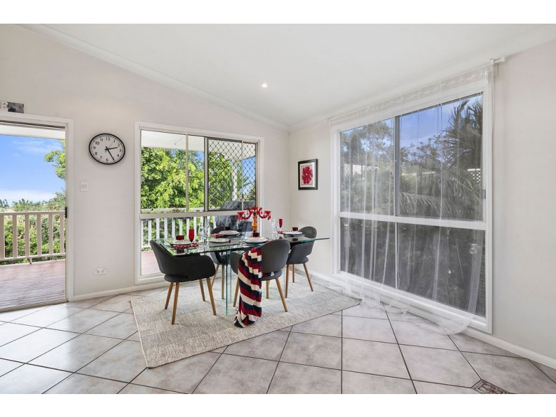 63 GORDON PARADE, Manly QLD 4179