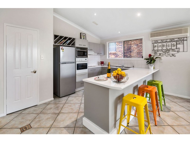 63 GORDON PARADE, Manly QLD 4179