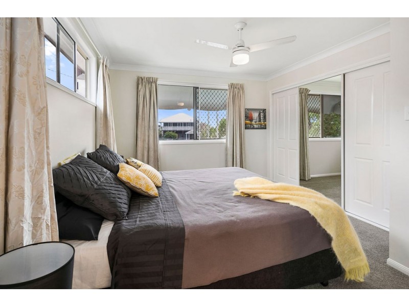 63 GORDON PARADE, Manly QLD 4179