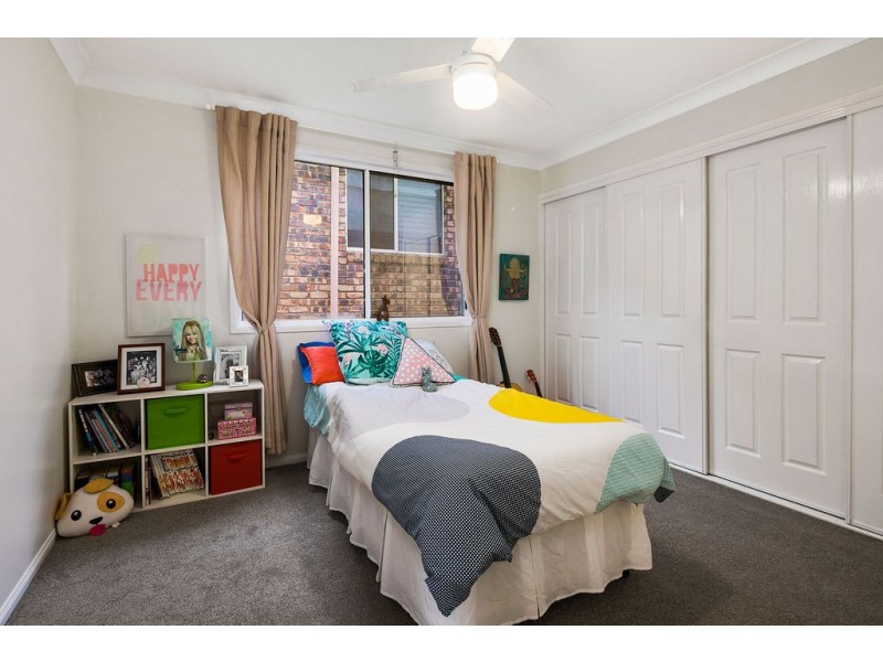 63 GORDON PARADE, Manly QLD 4179