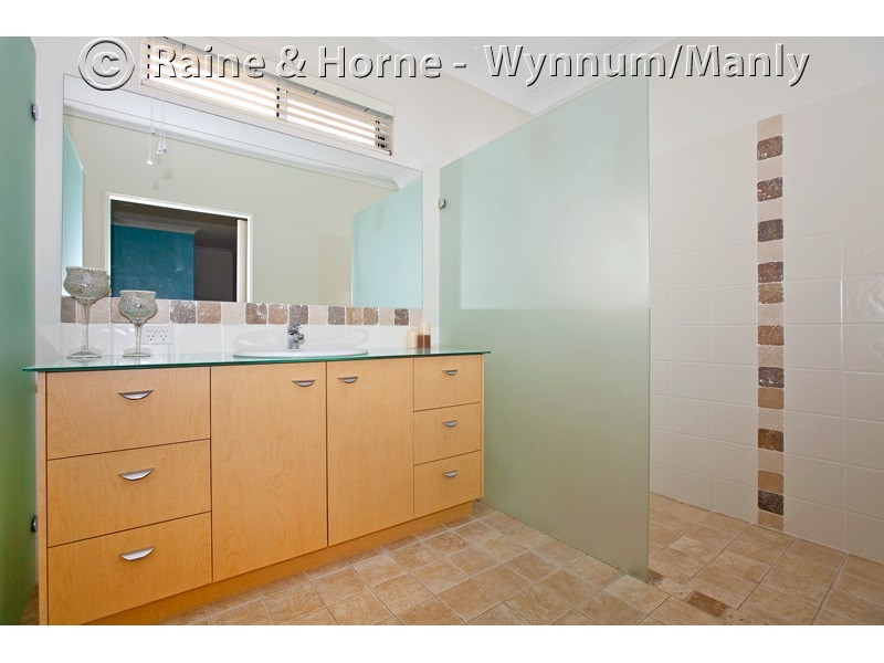 172 Stratton Terrace, Manly QLD 4179