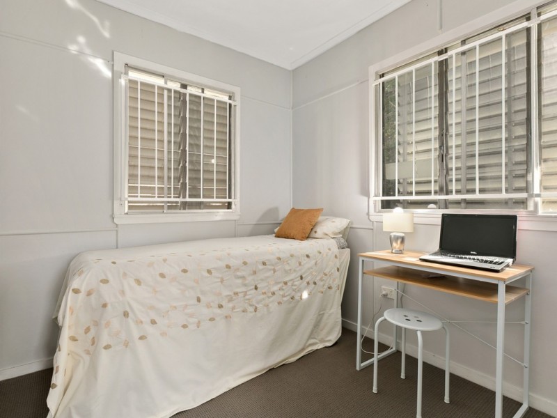 237 Wynnum North Road, Wynnum QLD 4178
