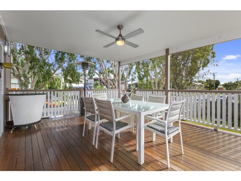 875 ESPLANADE, Lota QLD 4179