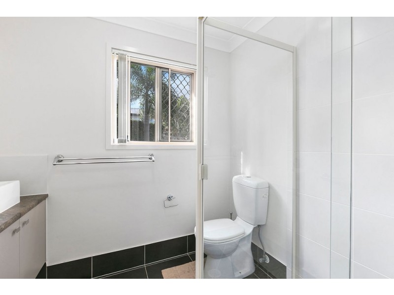 16 Diana Place, Manly West QLD 4179