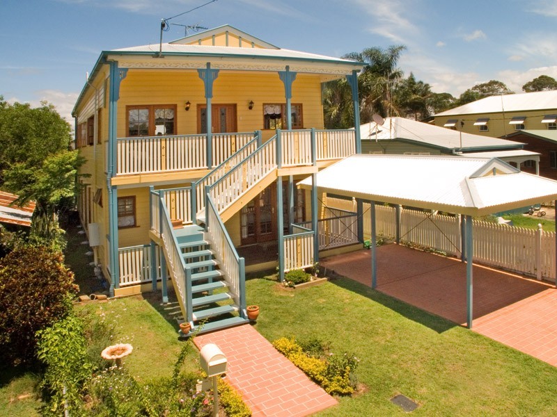 24 Outram Street, Lota QLD 4179