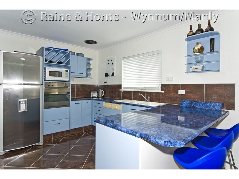 6 Empire Avenue, Manly West QLD 4179