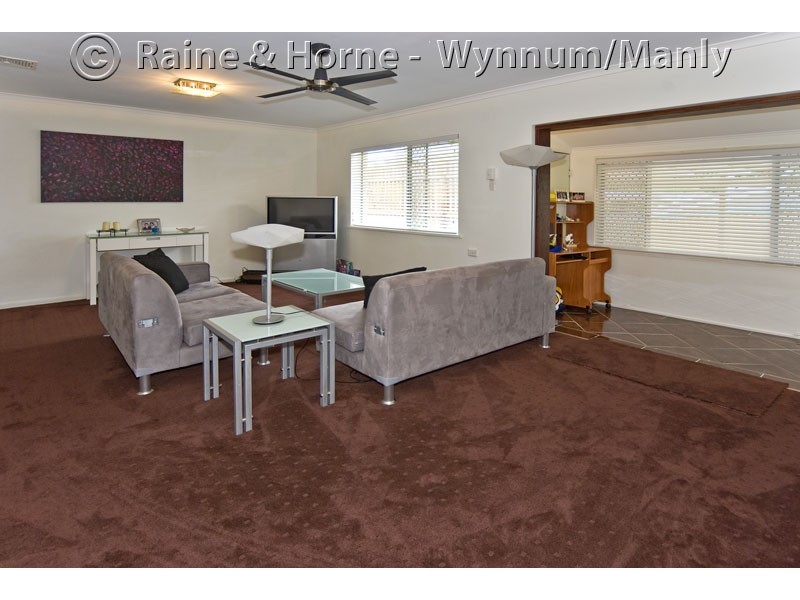 6 Empire Avenue, Manly West QLD 4179