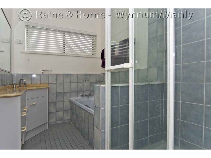 6 Empire Avenue, Manly West QLD 4179