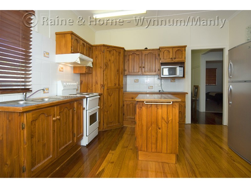 25 Radius Street, Wynnum QLD 4178