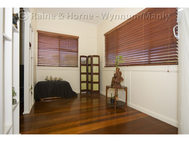 25 Radius Street, Wynnum QLD 4178