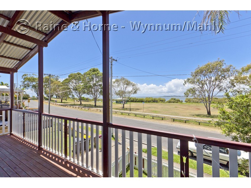 2/735 Esplanade, Lota QLD 4179