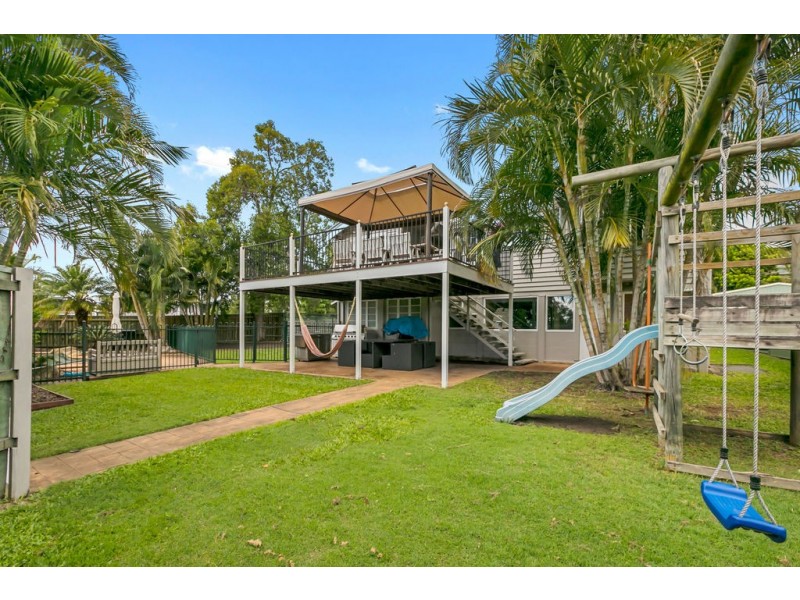 4 CHANDOS STREET, Wynnum West QLD 4178