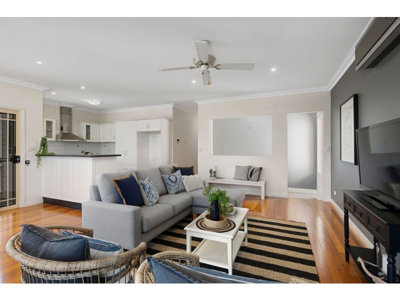 16 CEDAR STREET, Wynnum QLD 4178