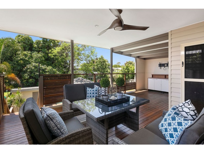 16 CEDAR STREET, Wynnum QLD 4178