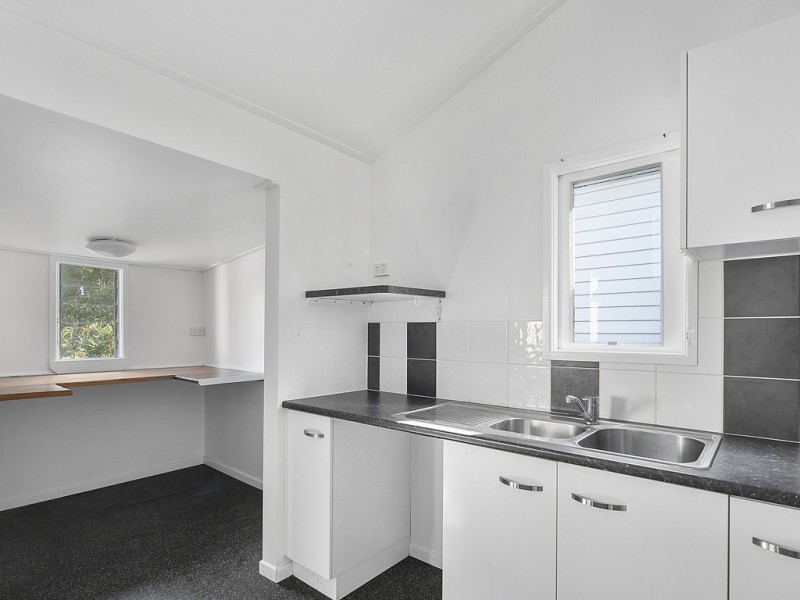 169 Oceana Terrace, Lota QLD 4179