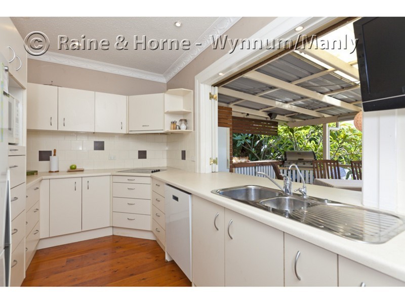 93  Waterview Avenue, Wynnum QLD 4178