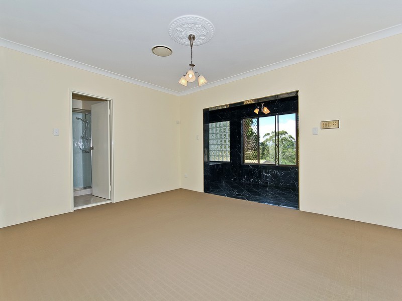 26 Tick Street, Mount Gravatt East QLD 4122