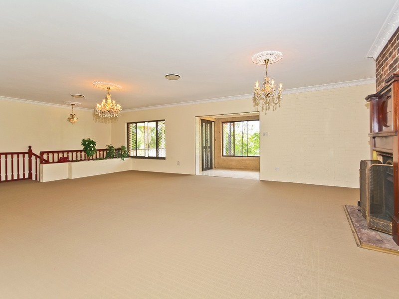 26 Tick Street, Mount Gravatt East QLD 4122