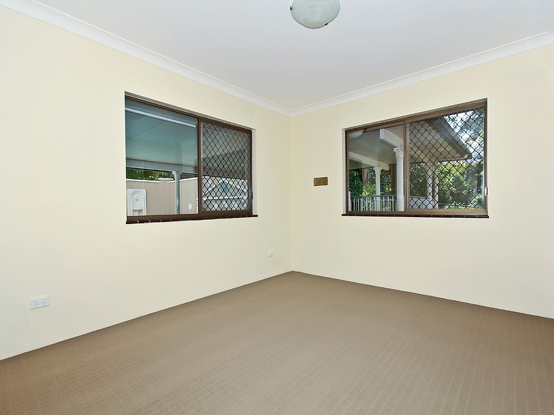 26 Tick Street, Mount Gravatt East QLD 4122