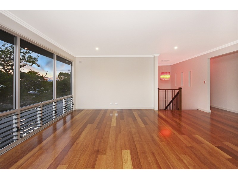 153 Kingsley Terrace, Manly QLD 4179