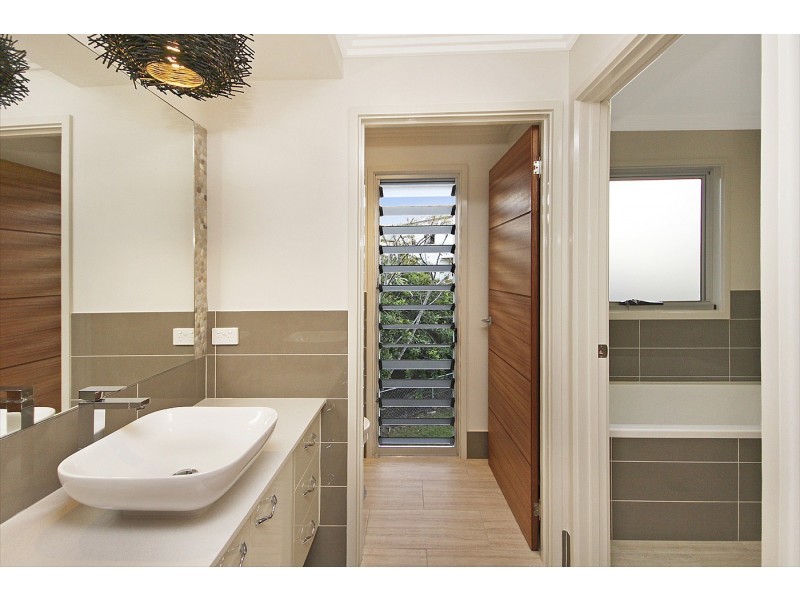 153 Kingsley Terrace, Manly QLD 4179