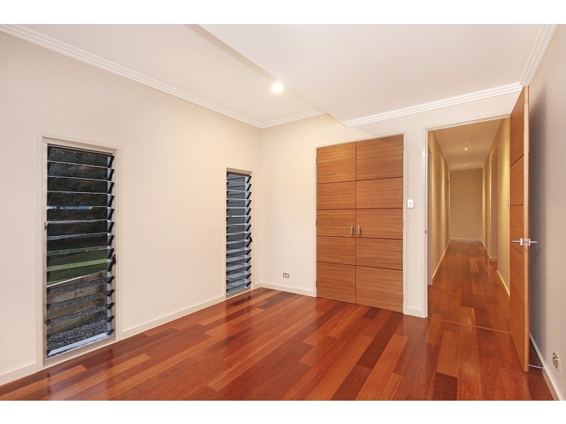 153 Kingsley Terrace, Manly QLD 4179