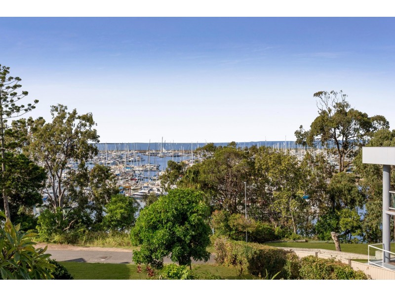 42 WELLINGTON STREET, Manly QLD 4179