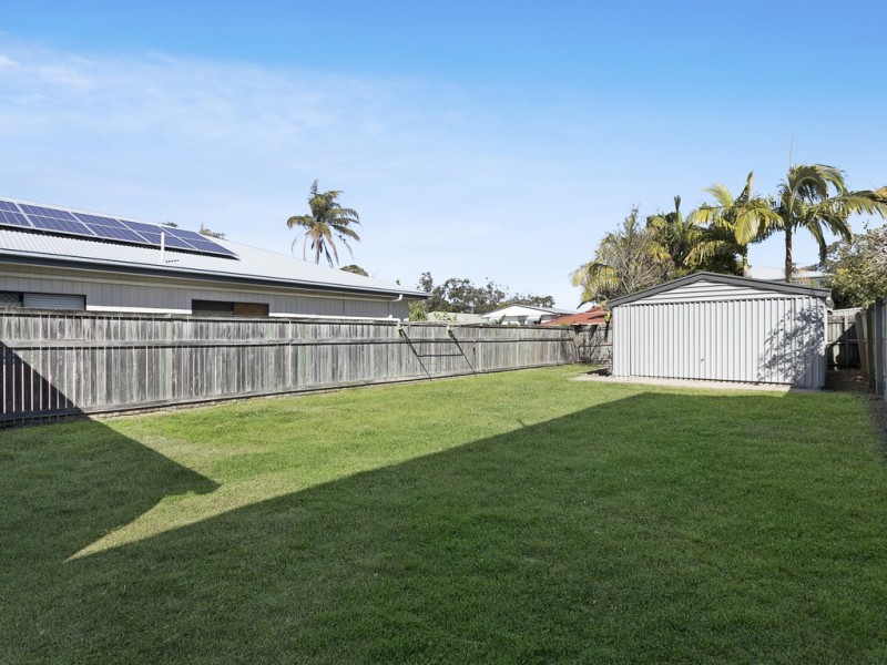 24 HINDES STREET, Lota QLD 4179