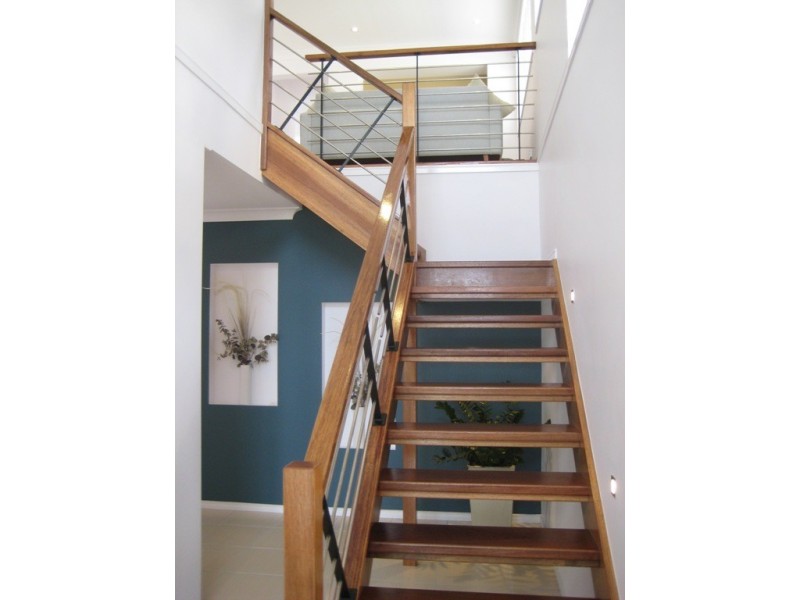 94 Worthing Street, Wynnum QLD 4178