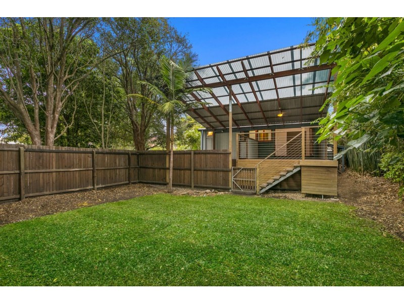 99 ADAM STREET, Wynnum QLD 4178