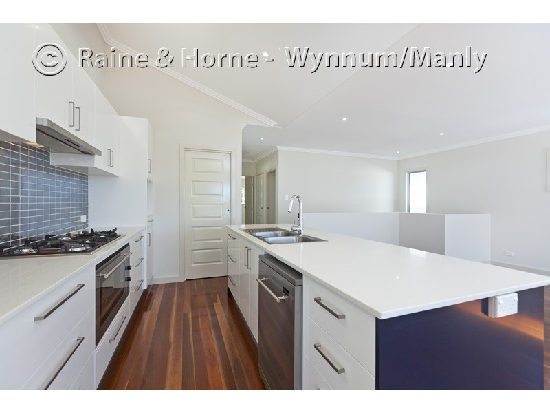 122 Alastair Street, Lota QLD 4179