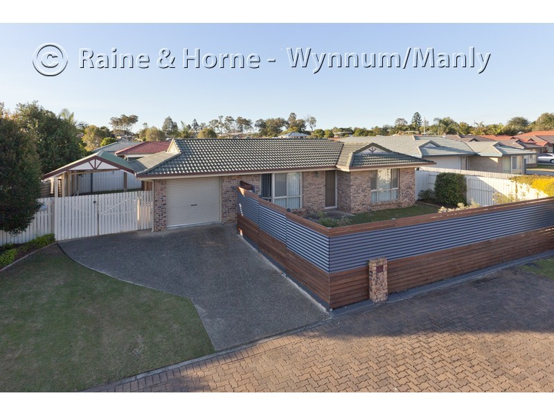 21 Poinciana Street, Wynnum West QLD 4178
