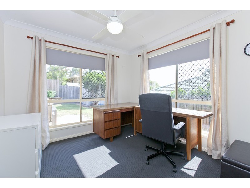 42 Plaza Street, Wynnum West QLD 4178